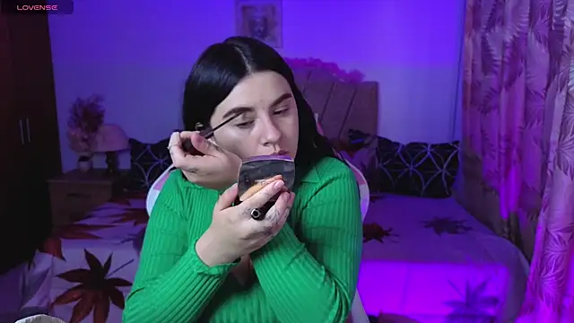 Snapshot of SaraBraun_ chatting on September 8, 2025, 2:16 pm SaraBraun online show from September 8, 2025, 2:16 pm