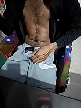 Snapshot of bananadick____ chatting on January 24, 2025, 6:25 pm bananadick online show from January 24, 2025, 6:25 pm