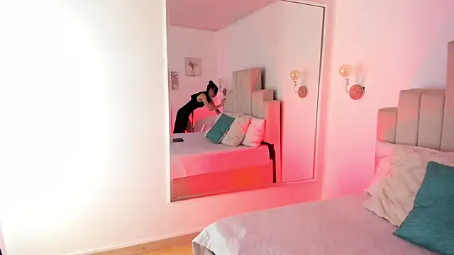 Snapshot of Michell_Wallker chatting on December 20, 2025, 4:21 pm Michell Wallker online show from December 20, 2025, 4:21 pm