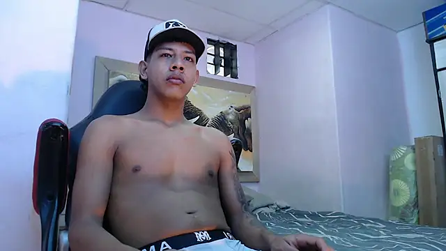 Snapshot of mr_stiven_ chatting on March 3, 2025, 2:54 am mr stiven  online show from March 3, 2025, 2:54 am