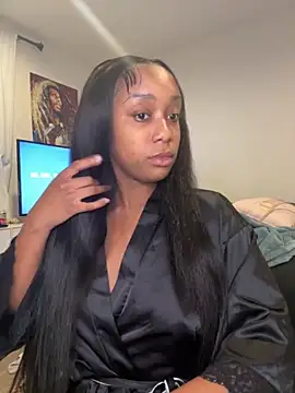 Charismasweets online show from November 10, 2025, 9:31 pm