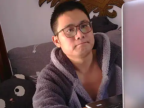 Snapshot of 866532 chatting on January 2, 2025, 6:40 am 866532 online show from January 2, 2025, 6:40 am