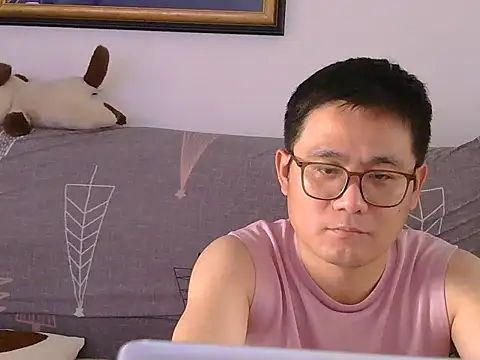 866532 online show from June 17, 2026, 3:06 am