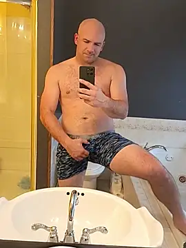 Snapshot of Nickj630 chatting on November 2, 2025, 7:30 pm Nickj630 online show from November 2, 2025, 7:30 pm