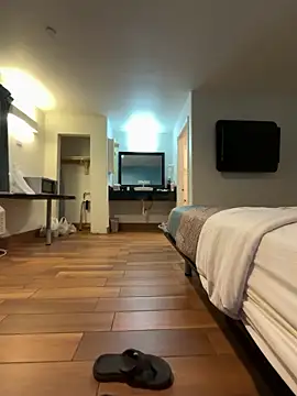 Snapshot of Texascoastedger chatting on September 13, 2025, 8:25 am Texascoastedger online show from September 13, 2025, 8:25 am