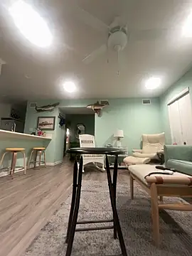 Snapshot of Texascoastedger chatting on December 16, 2025, 12:20 pm Texascoastedger online show from December 16, 2025, 12:20 pm