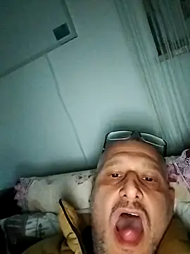 Husoban online show from October 26, 2025, 4:29 pm