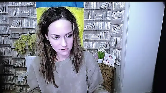 Snapshot of Lina_Star_S chatting on December 16, 2025, 2:32 pm Lina Star S online show from December 16, 2025, 2:32 pm