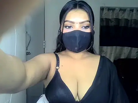 ishi Beauty online show from December 1, 2025, 4:46 am