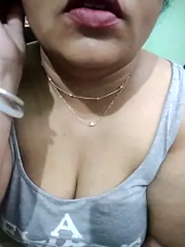 Oeshi online show from March 19, 2026, 7:36 pm