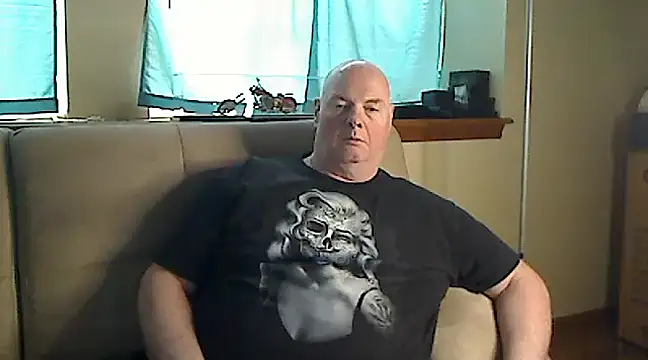 harley99574 online show from February 28, 2025, 4:10 pm