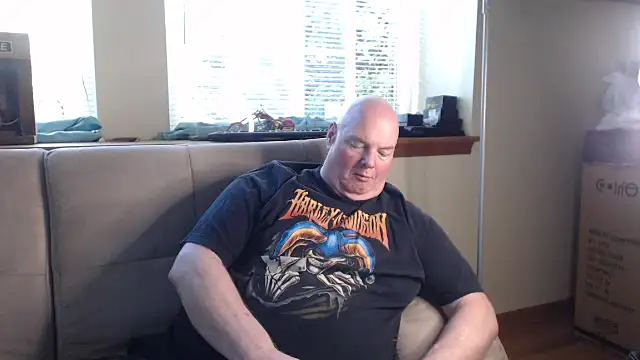 harley99574 online show from September 13, 2025, 8:20 pm