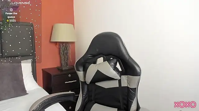 Snapshot of linda_rios_ chatting on March 3, 2026, 2:18 am linda rios online show from March 3, 2026, 2:18 am