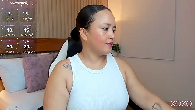 Snapshot of linda_rios_ chatting on June 13, 2026, 8:40 pm linda rios online show from June 13, 2026, 8:40 pm