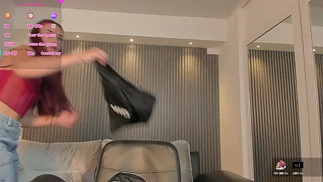 ZoeeMansson online show from January 27, 2025, 2:46 pm