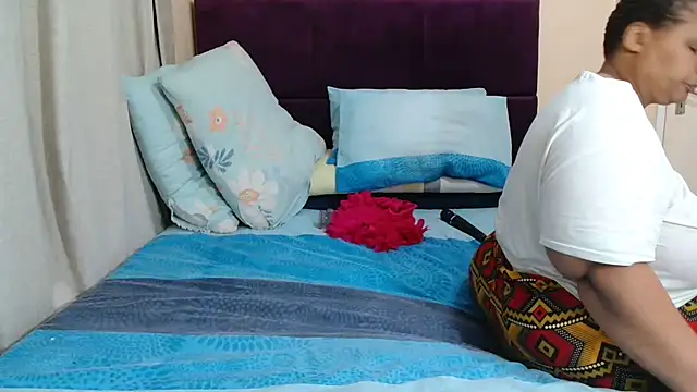 Snapshot of Bbw255 chatting on May 22, 2026, 8:56 am Bbw255 online show from May 22, 2026, 8:56 am