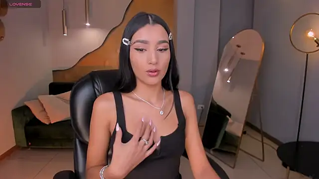 Snapshot of BellaCarteer_ chatting on October 25, 2025, 1:01 pm BellaCarteer online show from October 25, 2025, 1:01 pm