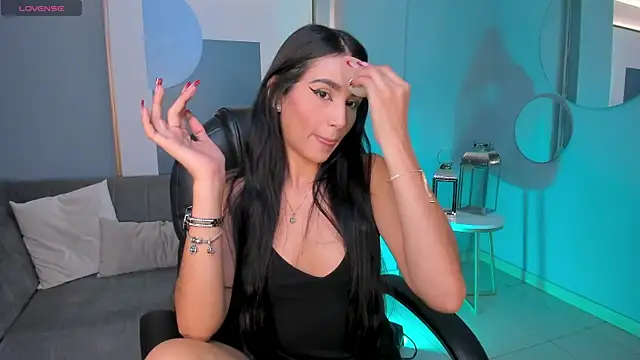 Snapshot of BellaCarteer_ chatting on December 18, 2025, 12:42 pm BellaCarteer online show from December 18, 2025, 12:42 pm