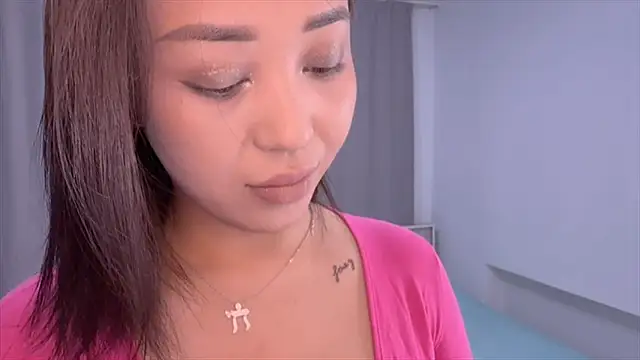 PurrrfectMiko online show from April 16, 2026, 2:40 pm