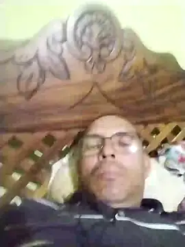 Snapshot of Alex011277 chatting on October 30, 2025, 8:39 pm Alex011277 online show from October 30, 2025, 8:39 pm