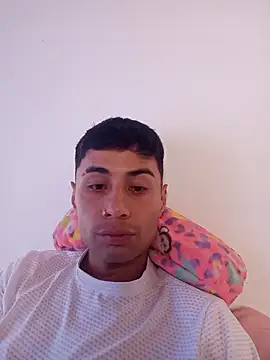 Snapshot of 1418edwar chatting on October 21, 2025, 6:51 pm 1418edwar online show from October 21, 2025, 6:51 pm