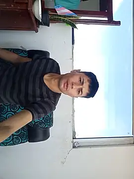 Snapshot of 1418edwar chatting on November 4, 2025, 5:39 pm 1418edwar online show from November 4, 2025, 5:39 pm