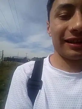 Snapshot of 1418edwar chatting on November 5, 2025, 1:47 pm 1418edwar online show from November 5, 2025, 1:47 pm