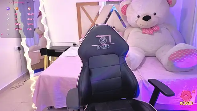 kittystart tay online show from September 30, 2025, 11:55 pm