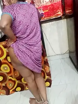  Hot-Couple online show from July 1, 2026, 5:19 am
