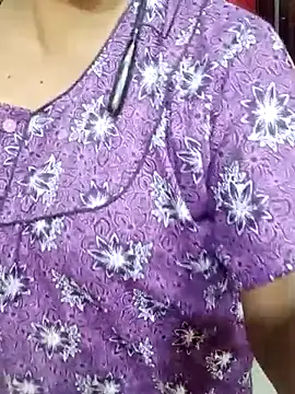  Hot-Couple online show from July 9, 2026, 8:15 am