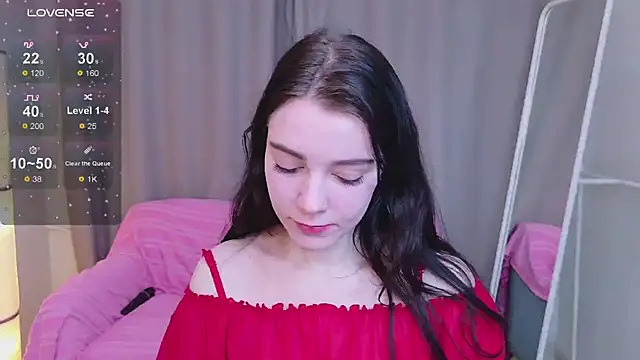 Snapshot of Lana__Cute_ chatting on March 7, 2025, 12:01 pm Lana Cute online show from March 7, 2025, 12:01 pm