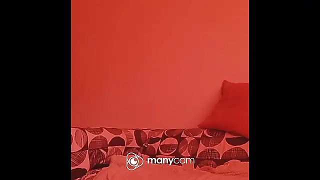 lunaxxxtreme online show from March 4, 2025, 11:08 am