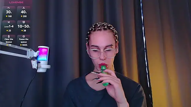 Cassie Bae online show from March 22, 2025, 9:24 am