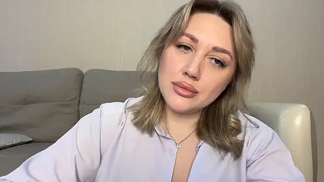 Snapshot of VickyLove047 chatting on May 2, 2026, 8:19 am VickyLove047 online show from May 2, 2026, 8:19 am