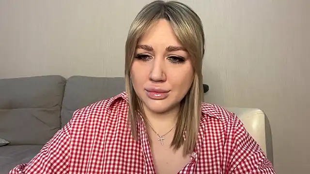 Snapshot of VickyLove047 chatting on May 16, 2026, 8:24 am VickyLove047 online show from May 16, 2026, 8:24 am
