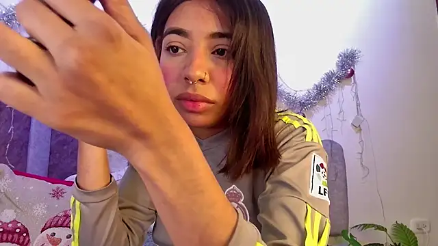 anais tgn online show from November 29, 2025, 3:56 pm