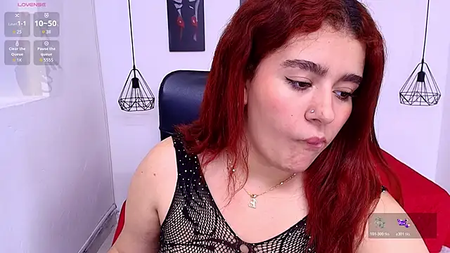 Snapshot of Allison_Dubois chatting on January 13, 2026, 5:55 am Allison Dubois online show from January 13, 2026, 5:55 am