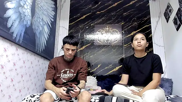 exotic hot couple online show from July 19, 2026, 8:38 pm