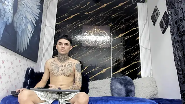 exotic hot couple online show from July 13, 2026, 7:35 pm