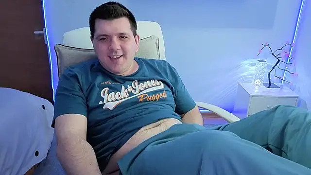 Snapshot of JasonJacks chatting on May 5, 2026, 1:58 pm JasonJacks online show from May 5, 2026, 1:58 pm