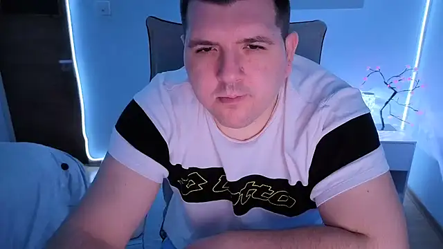 Snapshot of JasonJacks chatting on March 23, 2026, 2:44 am JasonJacks online show from March 23, 2026, 2:44 am