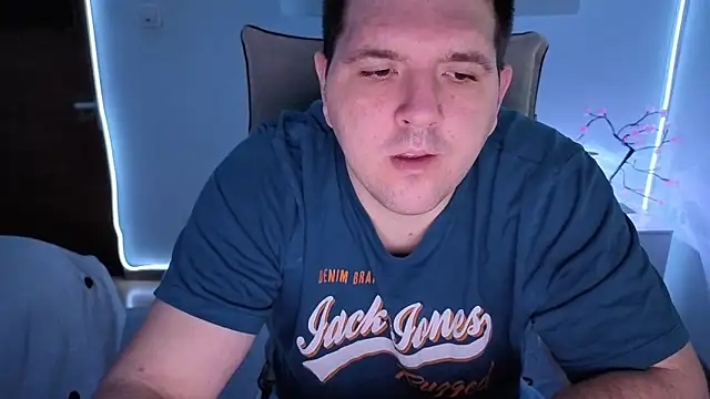 Snapshot of JasonJacks chatting on April 5, 2026, 4:19 am JasonJacks online show from April 5, 2026, 4:19 am