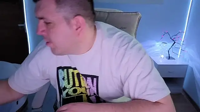 Snapshot of JasonJacks chatting on May 21, 2026, 4:32 am JasonJacks online show from May 21, 2026, 4:32 am