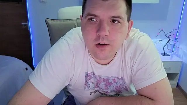 Snapshot of JasonJacks chatting on May 26, 2026, 3:43 pm JasonJacks online show from May 26, 2026, 3:43 pm