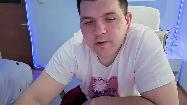 Snapshot of JasonJacks chatting on April 23, 2026, 12:29 pm JasonJacks online show from April 23, 2026, 12:29 pm