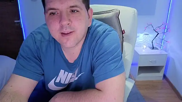 Snapshot of JasonJacks chatting on April 2, 2026, 6:36 pm JasonJacks online show from April 2, 2026, 6:36 pm