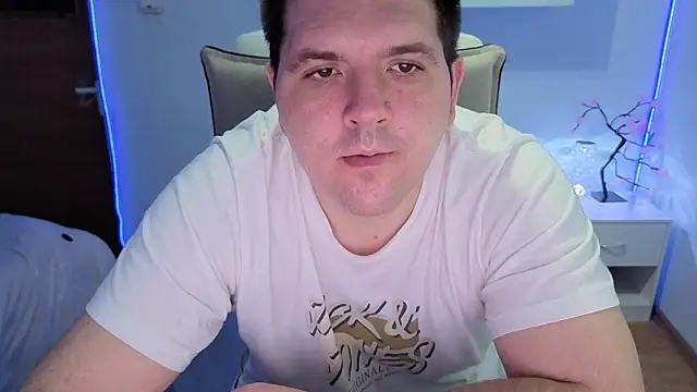 Snapshot of JasonJacks chatting on May 9, 2026, 2:20 pm JasonJacks online show from May 9, 2026, 2:20 pm