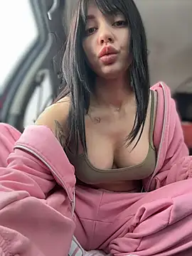 Snapshot of JulliaVegas chatting on February 9, 2026, 3:15 am JulliaVegas online show from February 9, 2026, 3:15 am