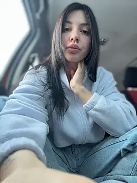 Snapshot of JulliaVegas chatting on February 12, 2026, 3:17 am JulliaVegas online show from February 12, 2026, 3:17 am