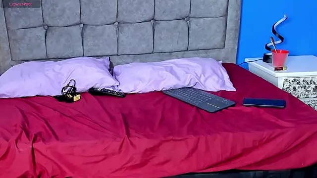 Snapshot of burning-wolves chatting on January 5, 2025, 12:53 pm burning-wolves online show from January 5, 2025, 12:53 pm